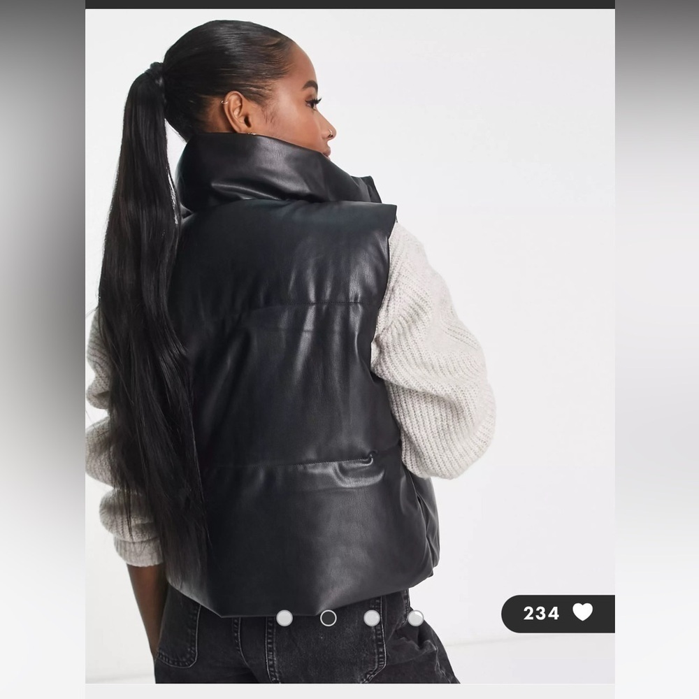 New Look Black Faux Leather Padded Puffer Vest Women’s Size 10 Petite / Large - Picture 5 of 9